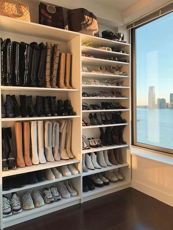 İlham Veren 30 Giyim Odası ile Dekorasyon Önerileri - giyinme odası ayakkabı